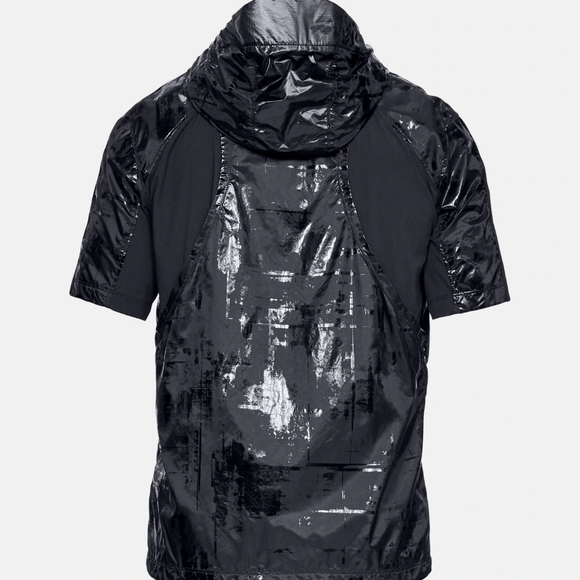 UA Perpetual Short Sleeve Windbreaker - Picture 3 of 8